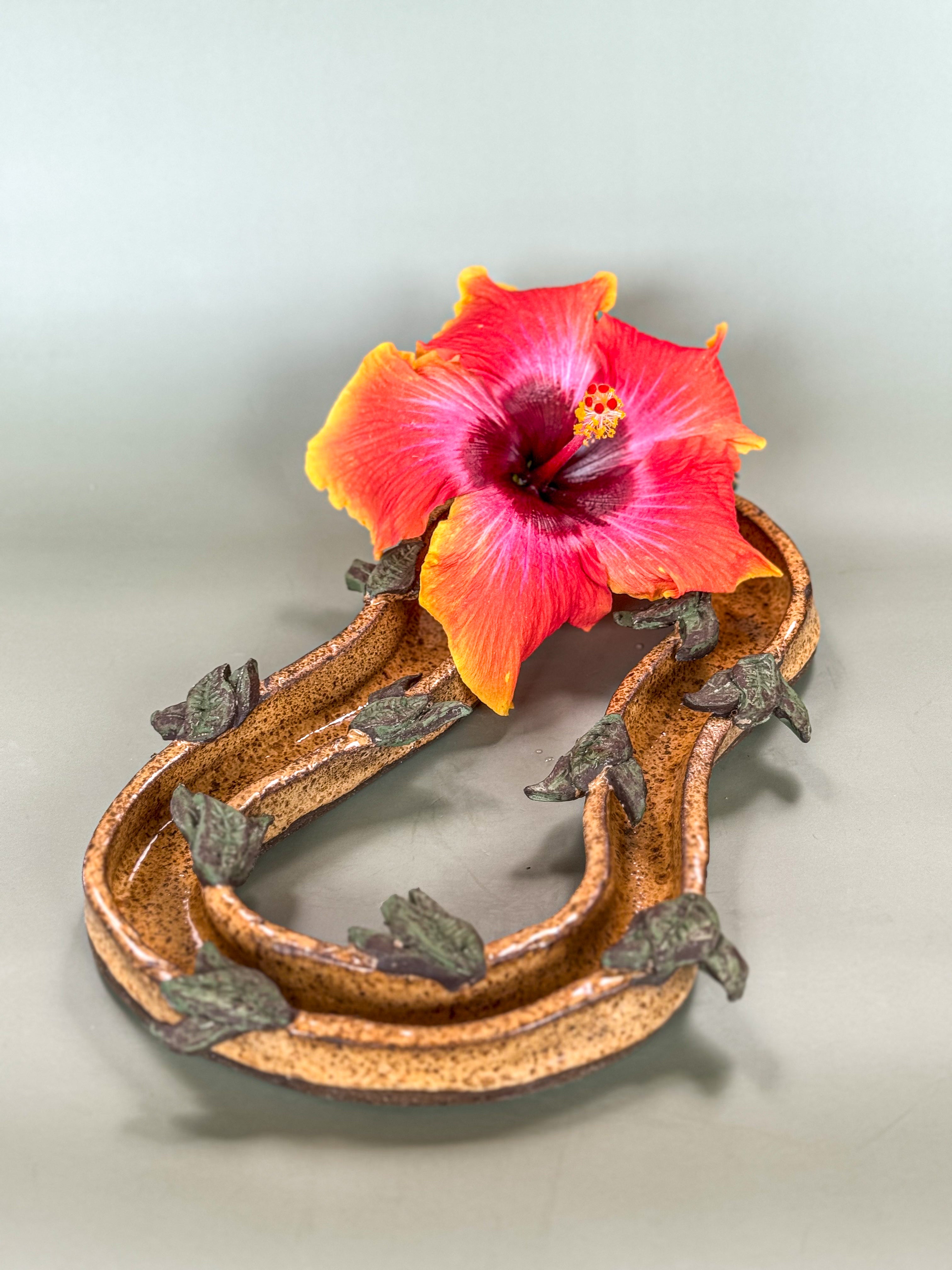 Alaea Lei Vase