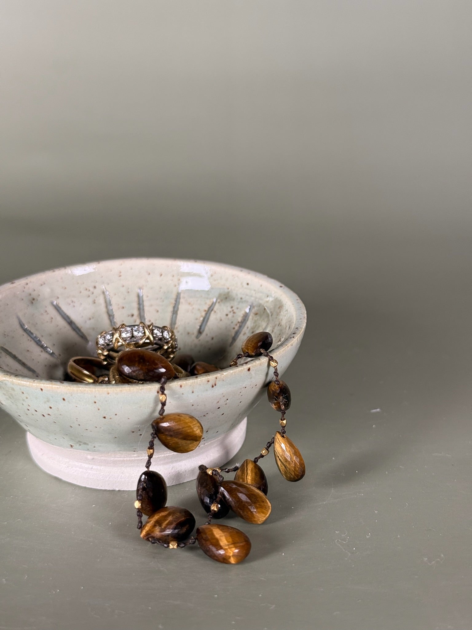 Kaya Ring Dish