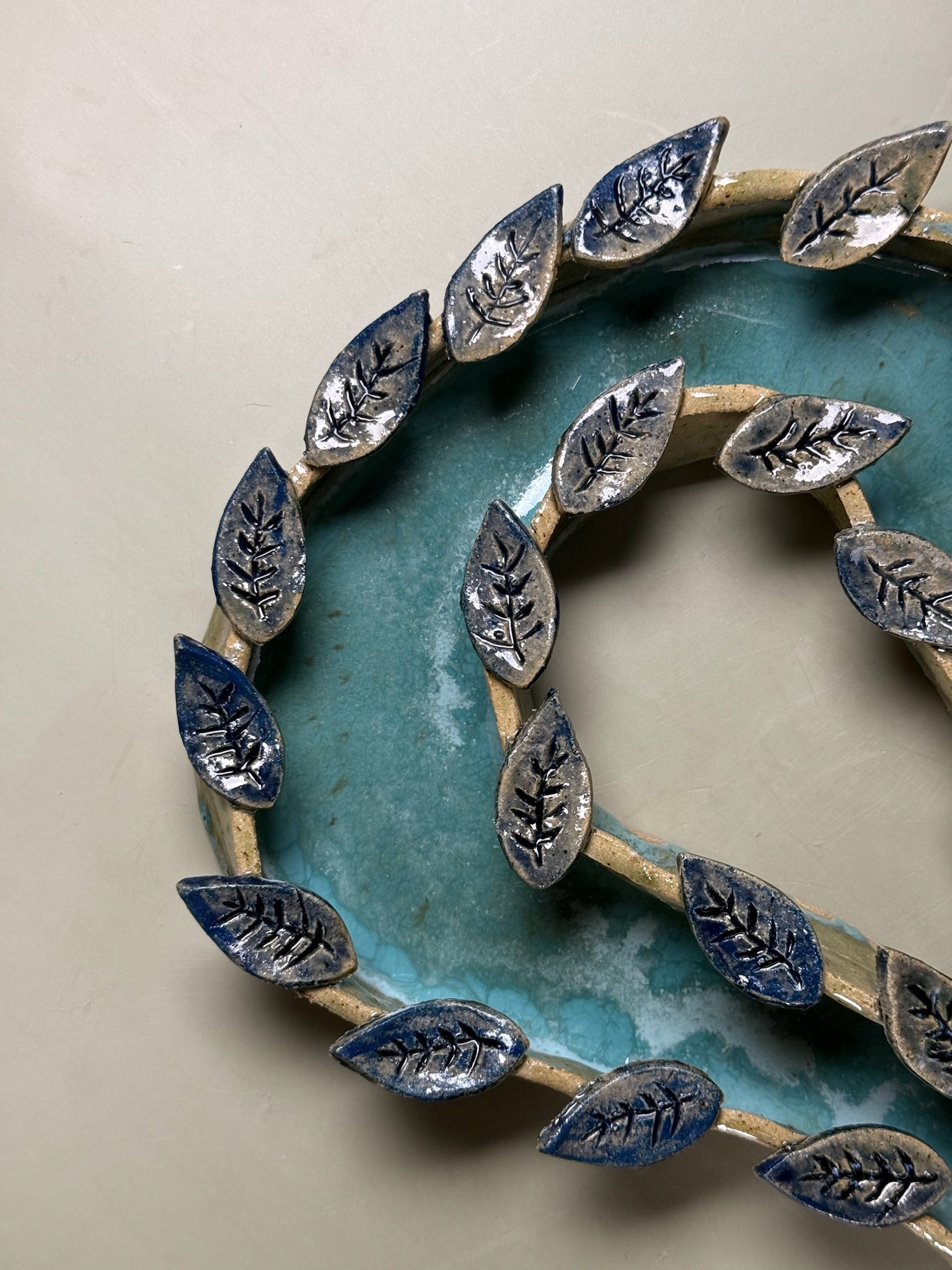 Moana Lei Vase (Chipped)