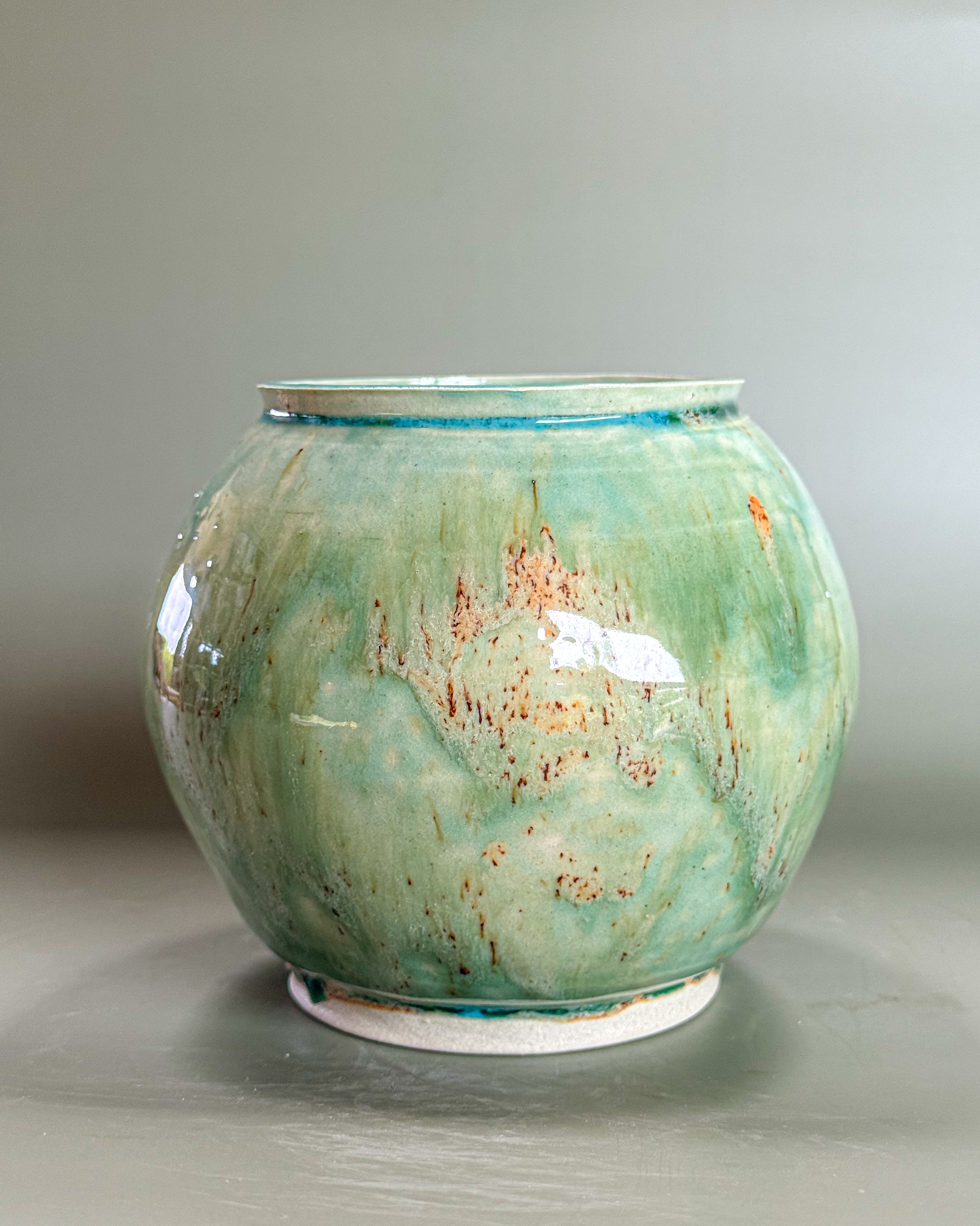 Sandy Waves Moon Jar